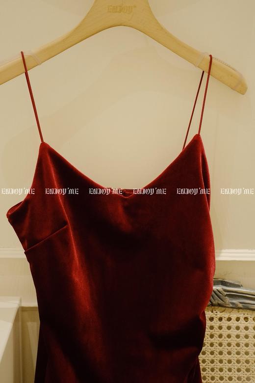 【门店同款】ENJOY秋季侧开叉性感丝绒裙 154414901 商品图2