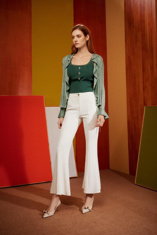 SAFICOO【焕变】系列 优雅精致 显瘦褶皱感外套 商品图2