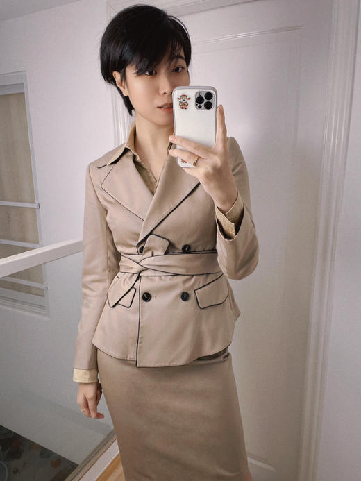 “凯瑟琳职场日记”J7401802C颈袖添香春秋新款时尚修身职业套装裙OL羊毛西装正装两件套裙J7401802C 商品图1