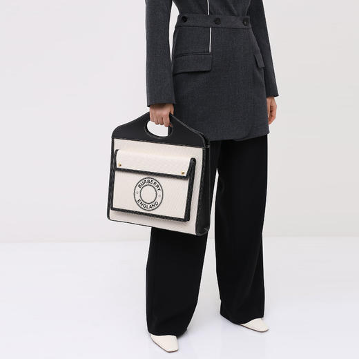 BURBERRY 巴宝莉 女士中号徽标图案帆布拼皮革口袋包 白色 8028041 A6590 商品图3
