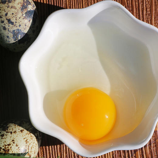 农家散养鹌鹑蛋 新鲜生鹌鹑蛋  杂粮喂养  当天现捡现发 30枚 商品图5