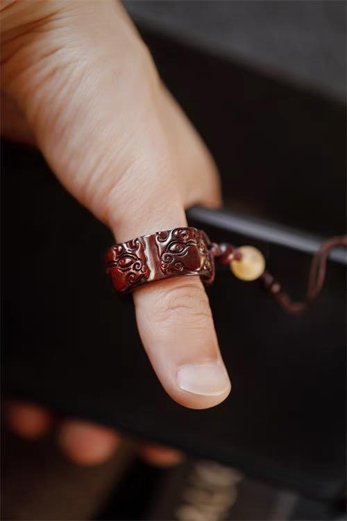 镇守四方°紫檀扳指挂件 商品图3