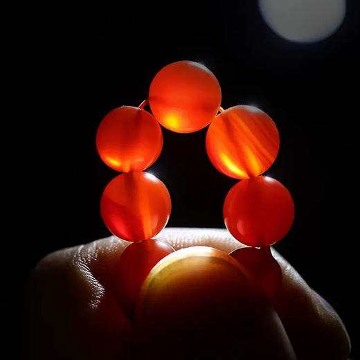 和田玉红玛瑙转运珠纳福手链8mm 温润饱满 质地细腻 商品图2