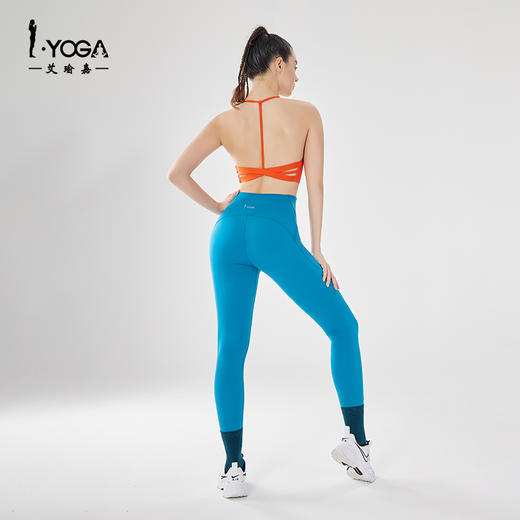 IYOGA秋冬瑜伽运动裹胸女性感遮副乳可拆卸胸垫中度支撑 BRA079 商品图3