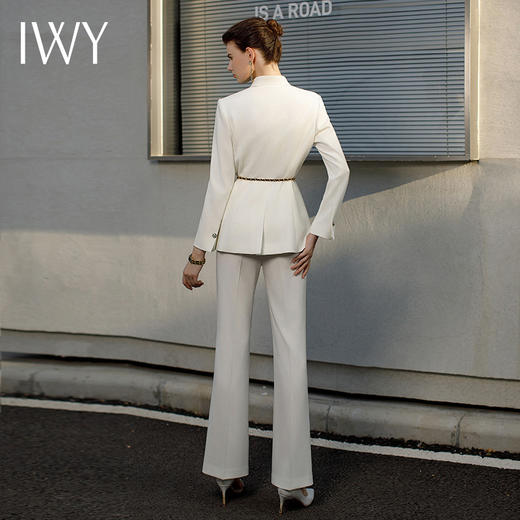IWY/白色高端职业西装套装女主持人正装西服外套显瘦白色上镜演讲服装CP1953+D0125 商品图4
