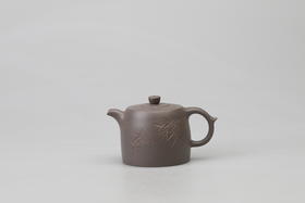 王莉-青段-井栏壶