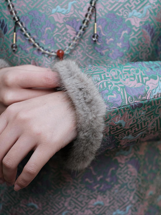 盛唐牡丹|万寿无疆宋锦水貂毛棉服 商品图8