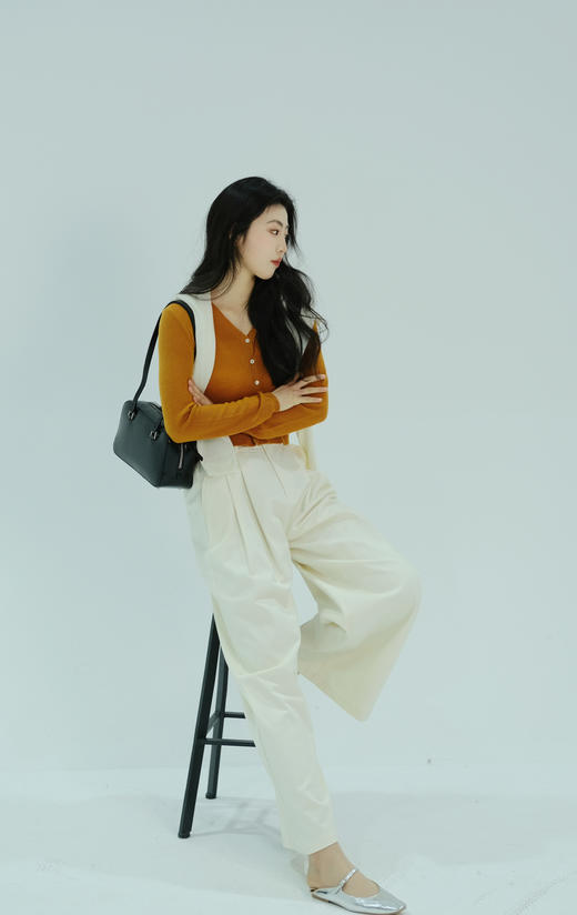 【门店同款】ENJOY春季温柔风V领针织开衫 155844304 商品图5