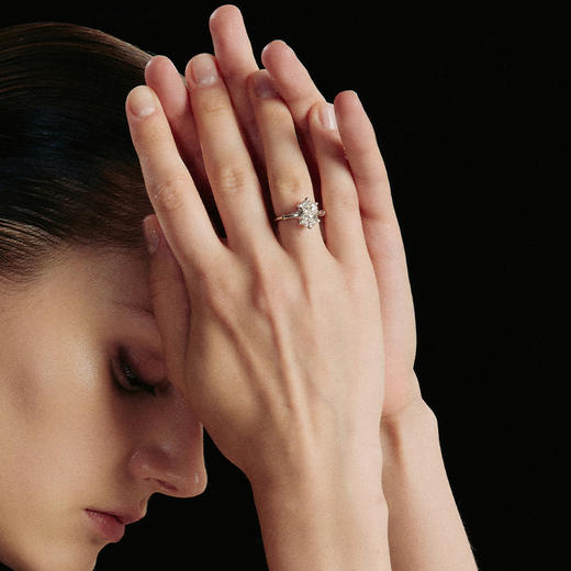 ATELIERSÓ 24SS KARAT 系列-鸽子蛋六爪戒指 商品图4