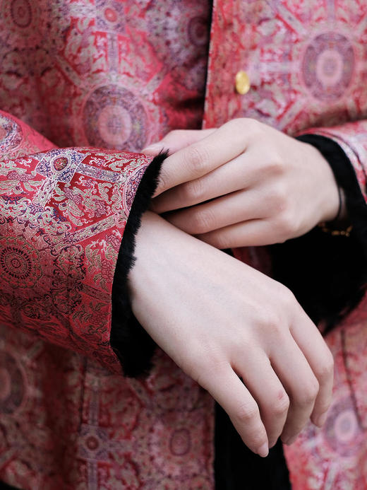 盛唐牡丹 |八达晕纹真丝宋锦羊毛外套 商品图7