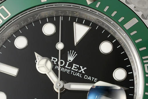 clean厂/C厂 劳力士126610submariner水鬼
1:搭载一比一超级3235一体机芯   无卡度机芯装饰 机芯及其稳定
2:整表904L精钢 /搭配ar厂钢带 商品图1