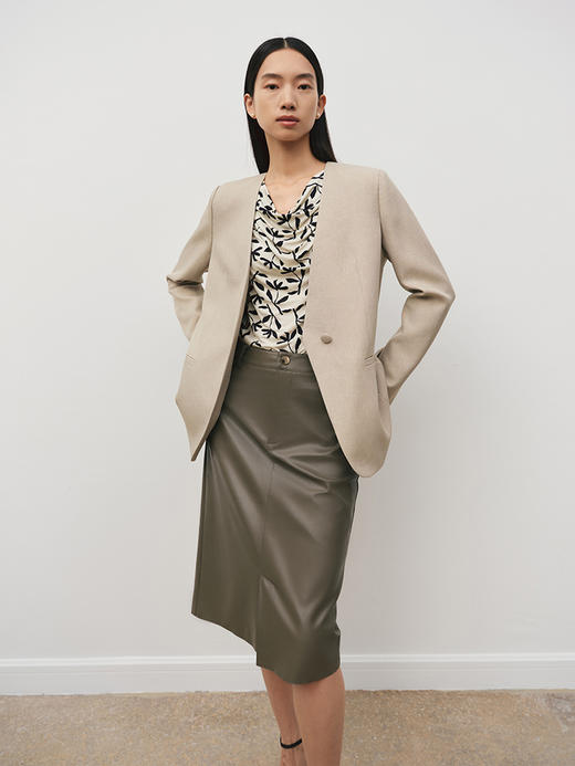 NEW | 极简中腰包臀皮半裙FB5044242 商品图6