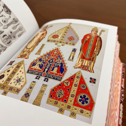 《世界服饰艺术史》刷边版 商品图7