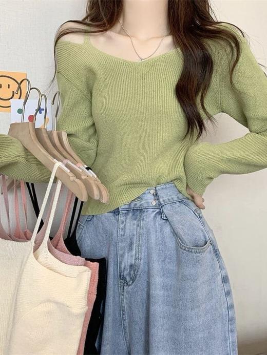 春秋季新款【长袖针织衫女 V领露肩打底衫】修身显瘦 纯色短款 软糯上衣女 商品图0