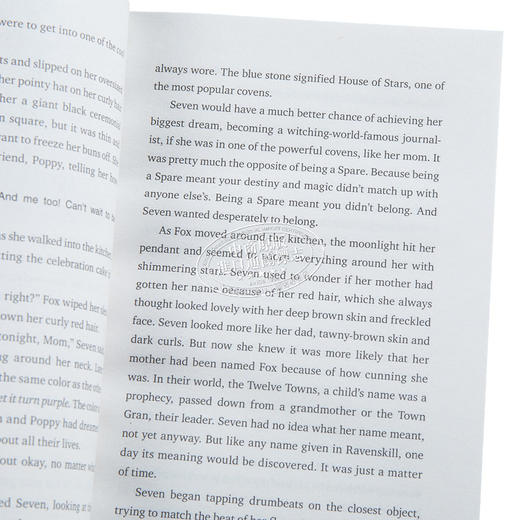 【中商原版】巫师进行时 Witchlings 英文原版 Claribel A Ortega 魔法奇幻小说 商品图2