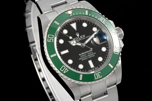 clean厂/C厂 劳力士126610submariner水鬼
1:搭载一比一超级3235一体机芯   无卡度机芯装饰 机芯及其稳定
2:整表904L精钢 /搭配ar厂钢带 商品图4