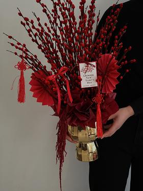 点点红光 · 银柳瓶花