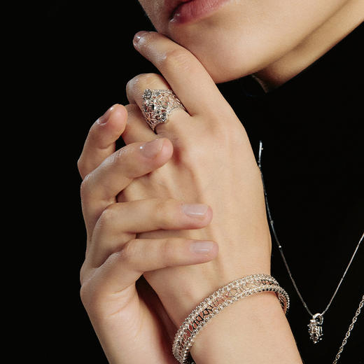 ATELIERSÓ 24SS KARAT 系列-蕾丝克拉双尖戒指 商品图3