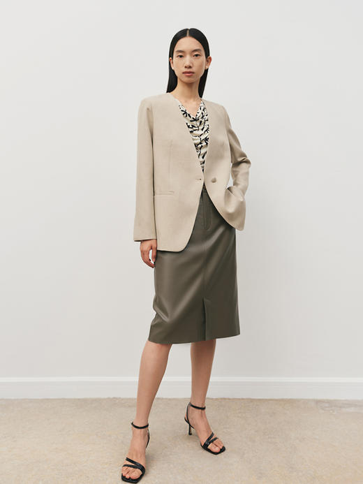 NEW | 极简中腰包臀皮半裙FB5044242 商品图10