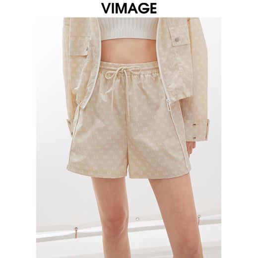 VIMAGE纬漫纪春季新款时尚通勤百搭洋气印花显瘦短裤V2105726 商品图3