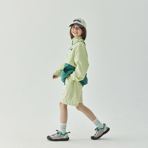 棵初24春季男女童拼色风衣套装亲子款轻薄休闲运动上衣短裤两件套 商品图2