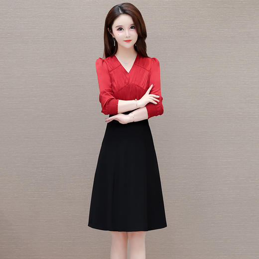 春季新款，长袖假两件中长款高腰A字裙时尚拼结连衣裙QYM-XY-23DB73-Y 商品图1