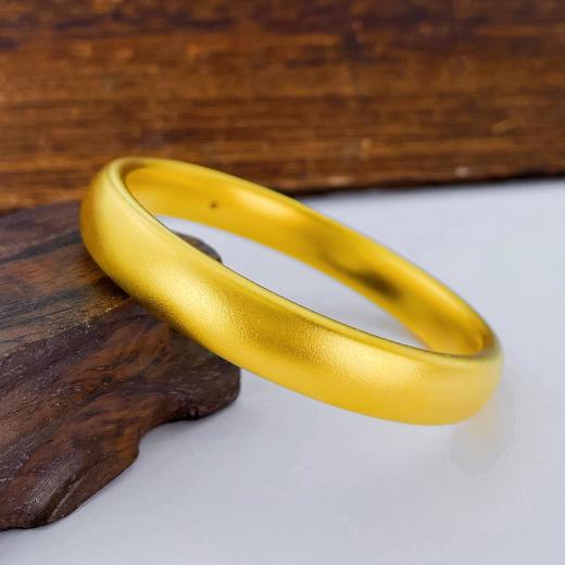 【限时克减150元】足金999.9 【油亮版本】古法空心固口(面宽约9.9-10.3mm)宽面光圈手镯光面轮胎手镯(AIGFSZ00203)（预售产品下单后不退款不退货不换货不补差价） 商品图0