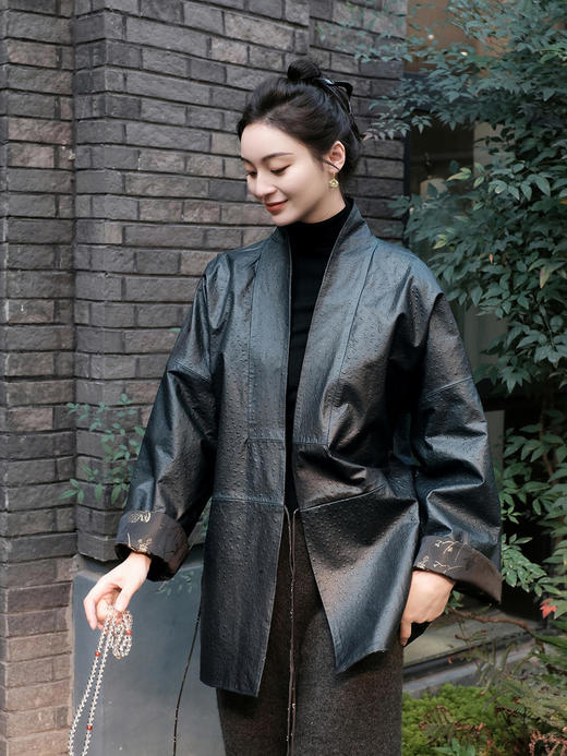  盛唐牡丹 |重缎真丝宋锦双面穿皮衣 商品图4