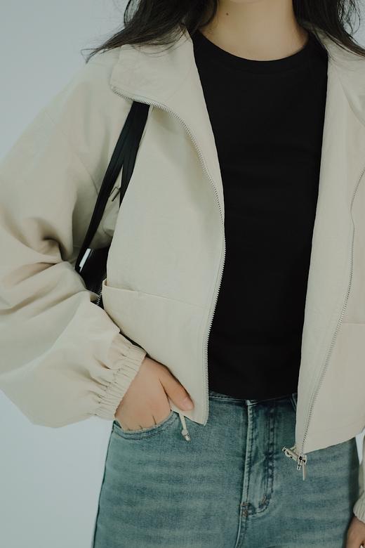 【门店同款】ENJOY春季抽绳连帽短款外套 156098198 商品图3