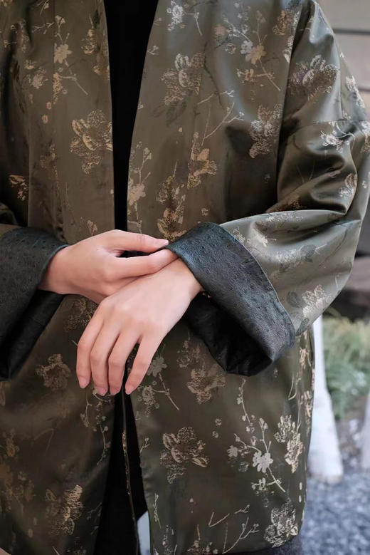 盛唐牡丹 |重缎真丝宋锦对襟双面穿皮衣 商品图6