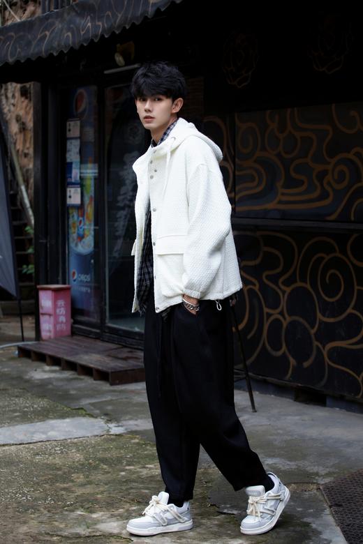 S332472749肌理廓形连帽夹克 商品图4