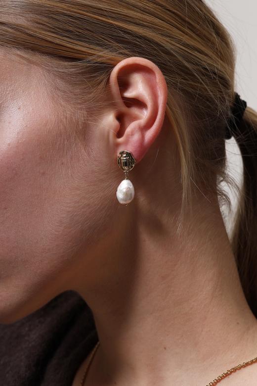 SOL DE VERANO 巴洛克珍珠装饰耳钉 商品图3