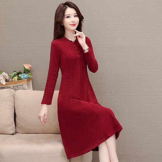 修身时尚，春款中长款简约A字裙V领长袖大码显瘦内搭打底裙QYM-XQD-X9276-L 商品图2