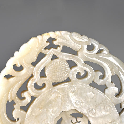 清代和田白玉老提油双龙拱寿转心佩 商品图2