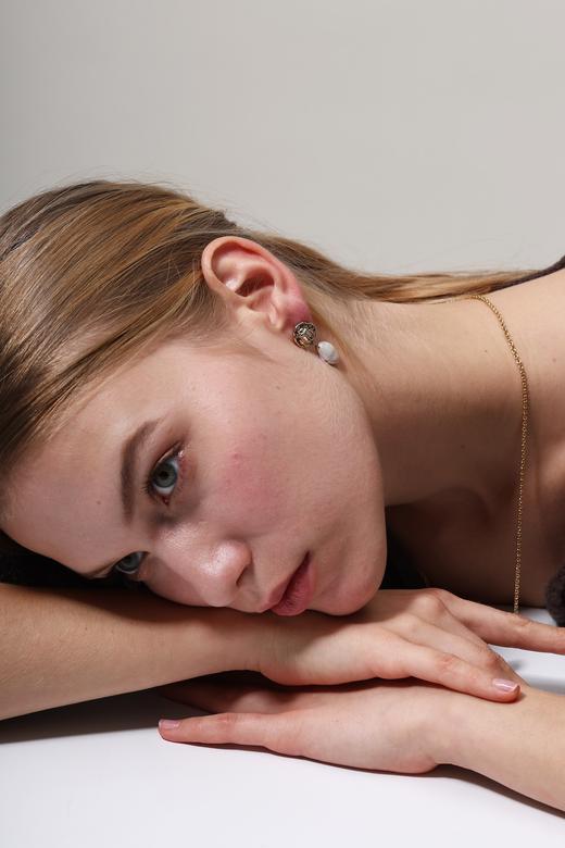 SOL DE VERANO 巴洛克珍珠装饰耳钉 商品图0