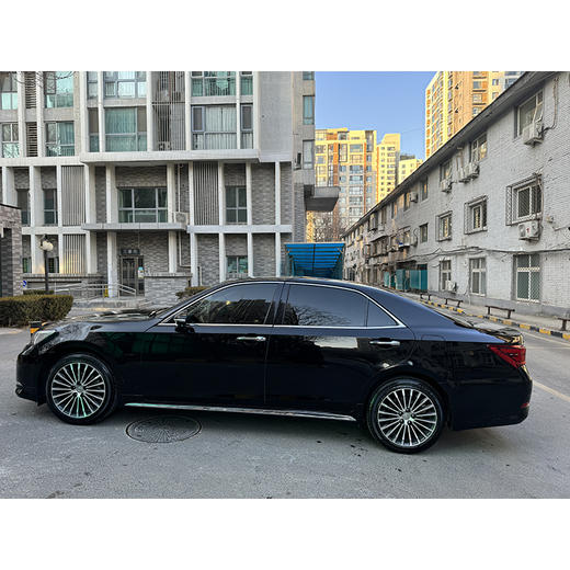 丰田 皇冠 2.0T 运动版【长租-北京】 商品图3