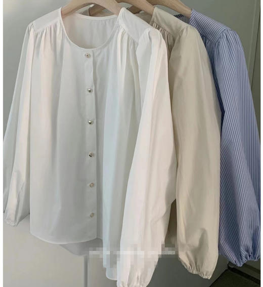 春夏装【别致设计感 温柔减龄条纹衬衫女】蓝色条纹 爱心纽扣 圆领上衣 商品图4