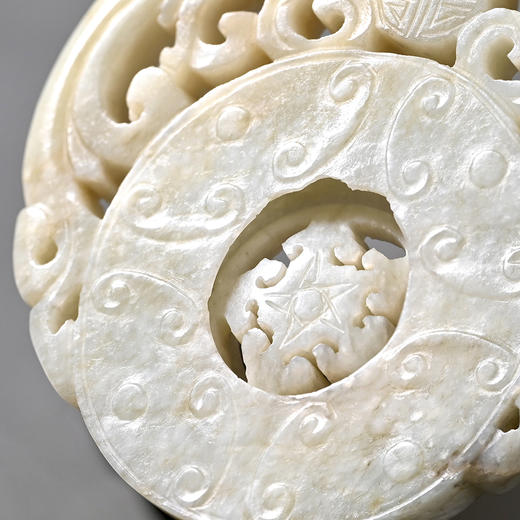 清代和田白玉老提油双龙拱寿转心佩 商品图3