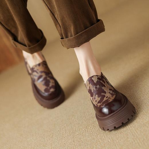 【预售5天】复古休闲马毛拼接厚底圆头乐福鞋女百搭小众松糕鞋MLD&A050 商品图2