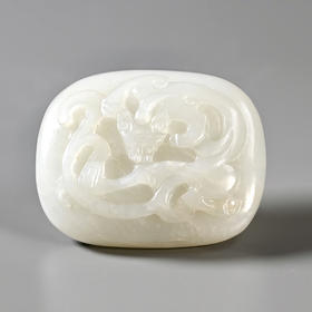 清代和田白玉螭龙“龙腾”带扣