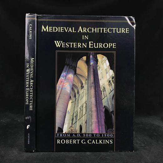 含光盘！西欧中世纪建筑图集 数百幅插图 精装16开 商品图0