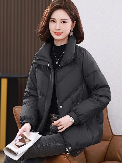 短款羽绒服女冬季2023新款中年妈妈红色羽绒衣保暖轻薄白鸭绒外套 商品图3