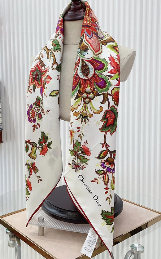 生命之树，丝巾米色红色。自己备注颜色。 商品图8