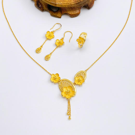 【限时克减150元】足金999.9 #套装 #招桃花 #婚庆 【精品】黄金豪华镂空桃花项链一套装婚礼三金首饰（一套3件）(N100TX00015)（预售产品下单后不退款不退货不换货不补差价） 商品图0