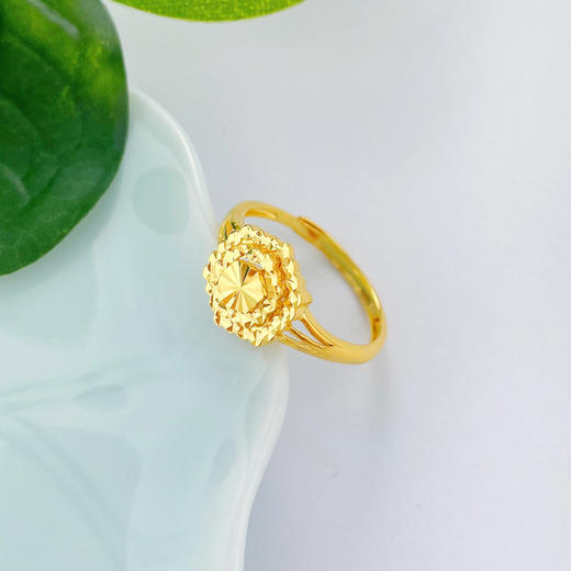 【限时克减150元】足金999 (足金999字印)5G黄金仿钻戒车花蜂巢形活口女戒(5GJZ00337)（预售产品下单后不退款不退货不换货不补差价） 商品图1