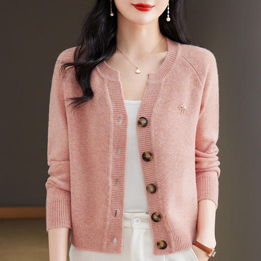 春秋新款，针织开衫女短款圆领红色百搭毛衣外套长袖外搭上衣CC-103-72312 商品图3