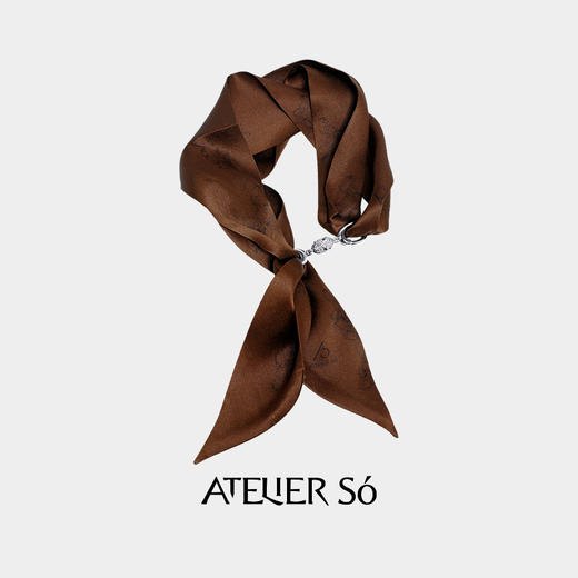 ATELIERSÓ 24SS 胶囊系列-咖啡棕克拉印花丝巾 商品图0