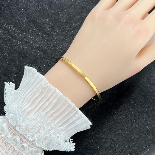 【限时克减150元】足金999.9 四方光圈手镯光面四方素圈手镯实心固口手镯（面宽约2.8-3.2mm）(SZ00349)（预售产品下单后不退款不退货不换货不补差价） 商品图3