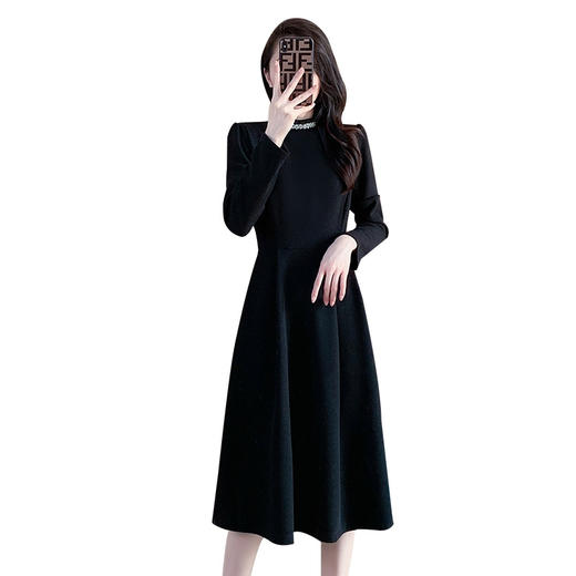 奢姿2024年冬装新款大码女装时尚圆领裙子胖妹妹钉珠针织连衣裙9924852395 商品图4