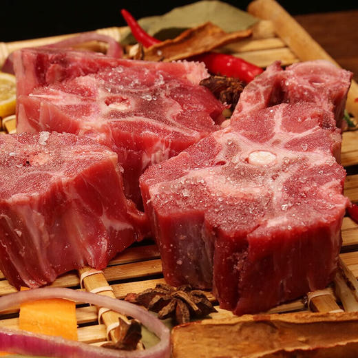 恒都羊肉礼盒 送礼送亲友职工福利 羊蝎子羊后腿肉生鲜羊肉法式羊排 礼盒A 4袋 约2000g 商品图5